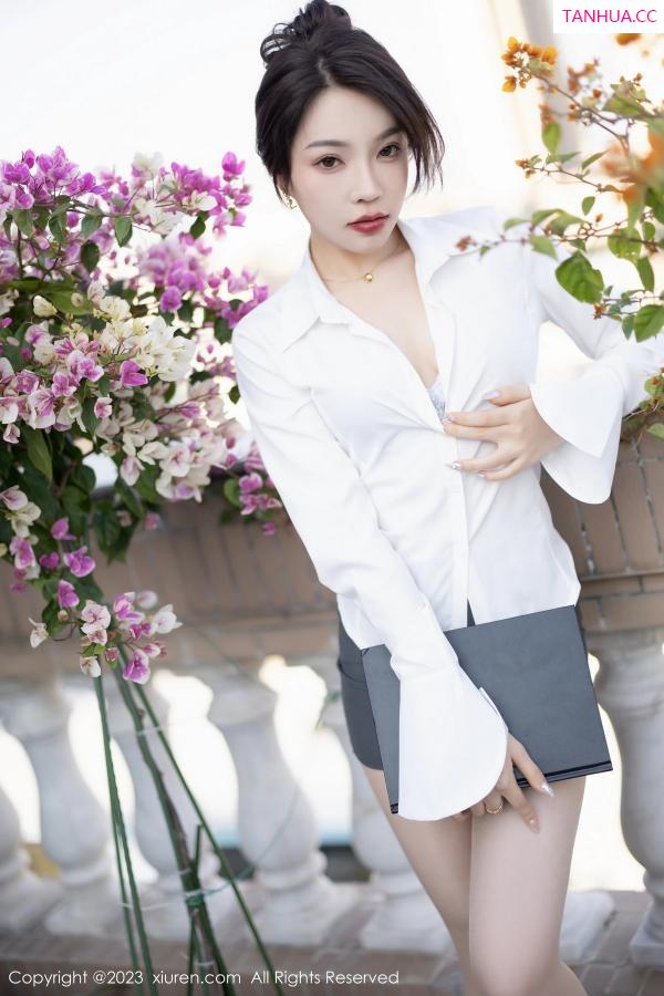 陈芝 芝芝Booty [XiuRen]高清写真图 2023.06.30 No.7002 徐莉芝Booty 美腿丝袜第5张图片